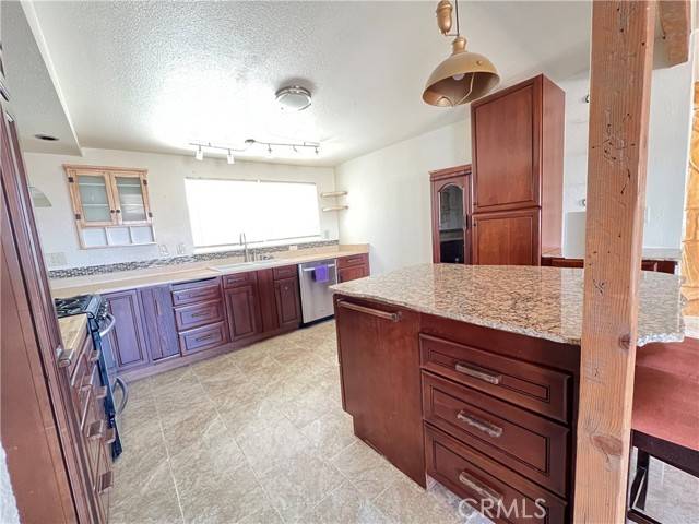 Yucca Valley, CA 92284,7432 Victoria Avenue