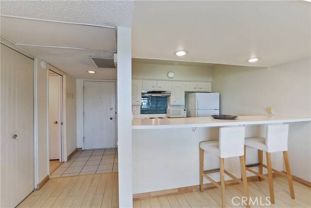 Palm Springs, CA 92262,277 E Alejo Road #212
