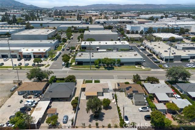 231 N Lincoln Avenue, Corona, CA 92882