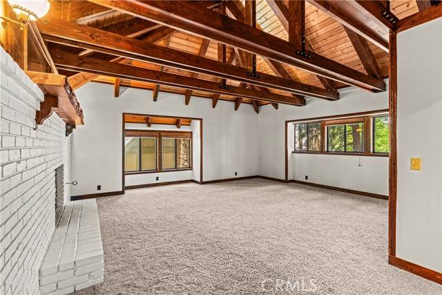 Lake Arrowhead, CA 92352,407 Giant Oak Circle