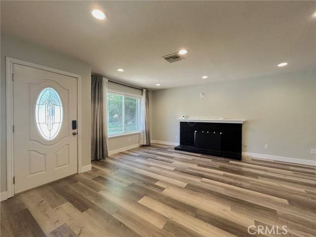 20 Ford Street, Redlands, CA 92374