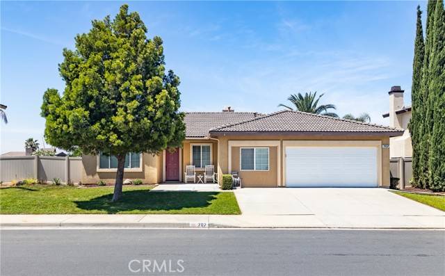 707 Brookside Lane, Beaumont, CA 92223