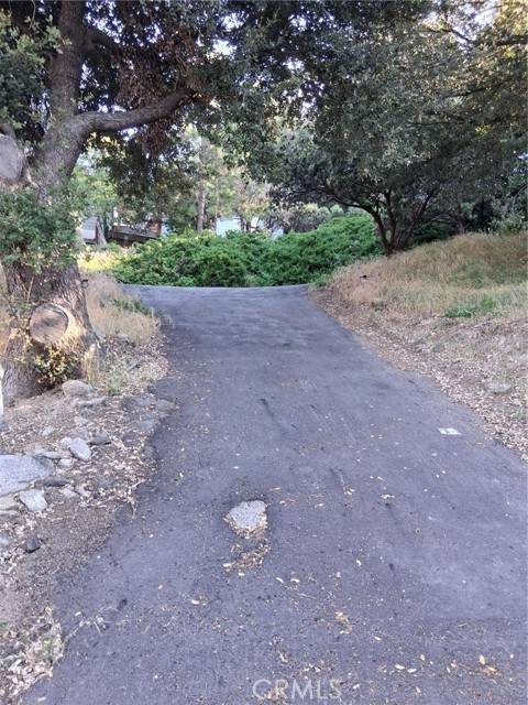 210 Wylerhorn Drive, Crestline, CA 92325