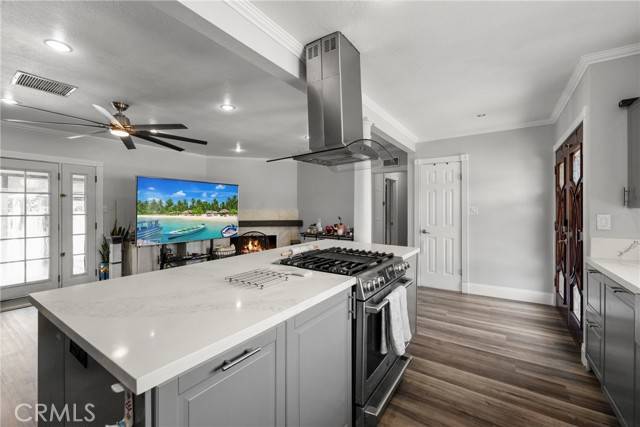 Covina, CA 91723,759 S Briargate Lane