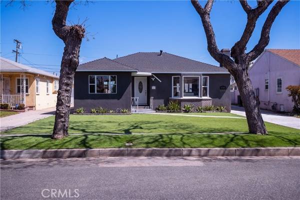 8700 S 8th Avenue, Inglewood, CA 90305