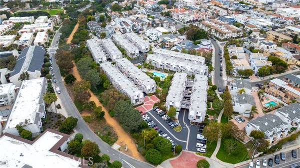 501 Herondo Street #25, Hermosa Beach, CA 90254