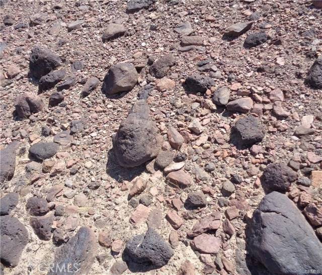 Newberry Springs, CA 92327,1 Rocky View Rd.