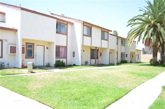 369 N Eucalyptus Avenue #34, Rialto, CA 92376