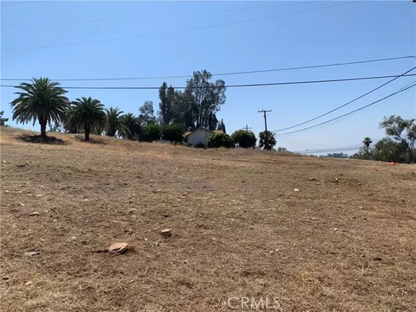 Lake Elsinore, CA 92530,0 Holborrow