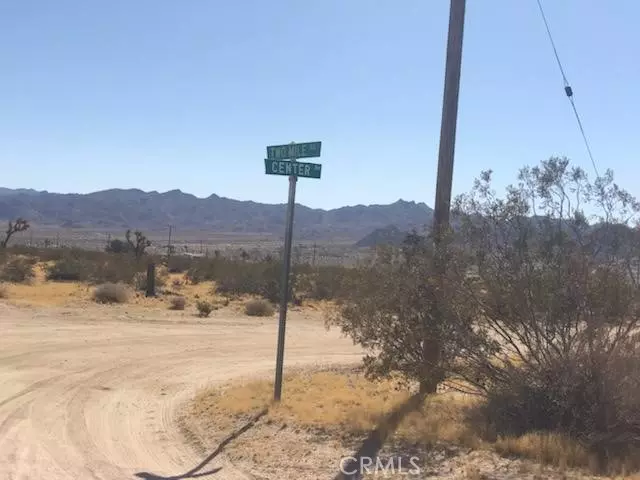 Joshua Tree, CA 92252,0 Two Mile