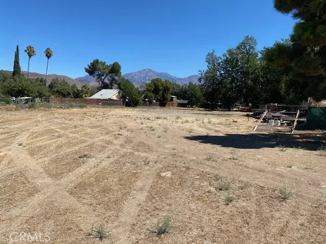 32620 Oak Glen Road, Yucaipa, CA 92399