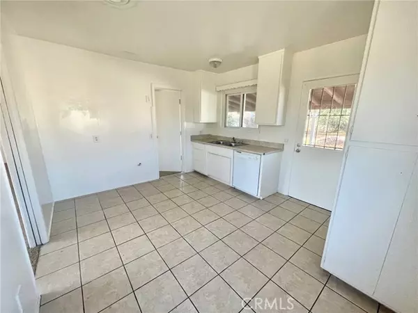 Fontana, CA 92335,18206 Owen Street