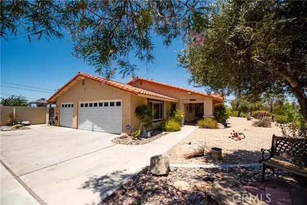 15118 Pocahantas Street, Apple Valley, CA 92307