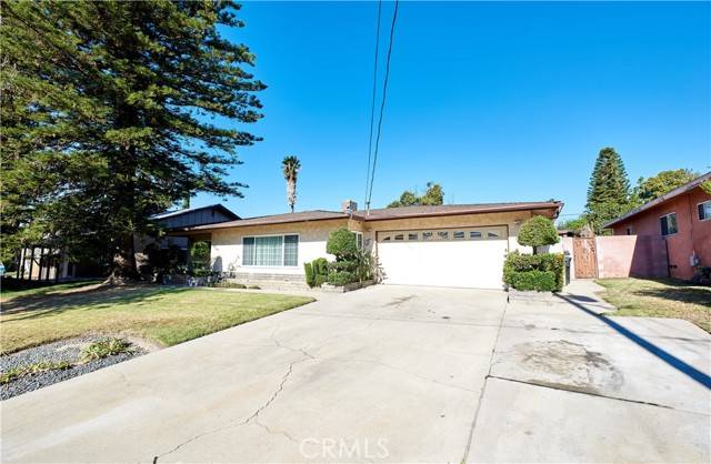 17244 S Holly Drive, Fontana, CA 92335