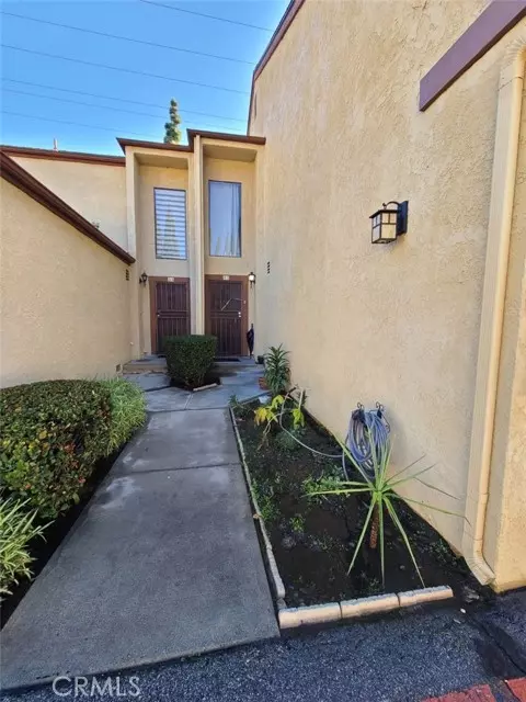 Azusa, CA 91702,555 S Azusa Avenue #43