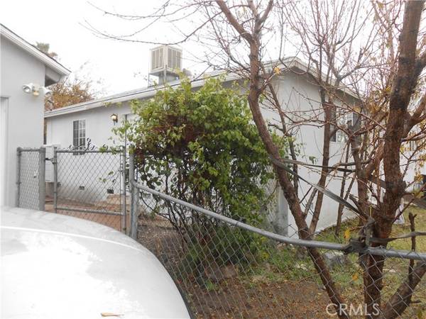 Panorama City, CA 91402,14825 TUPPER Street