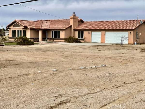 9867 4th Street, Victorville, CA 92392