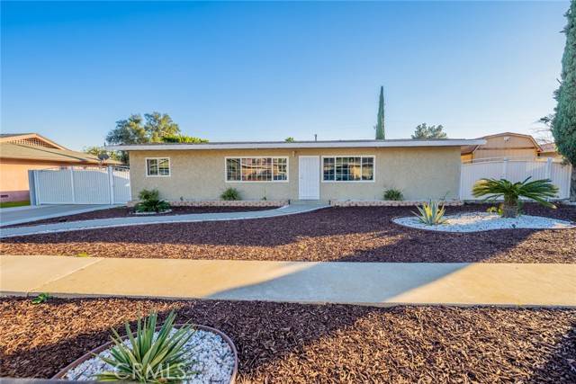 259 W Cascade Drive, Rialto, CA 92376