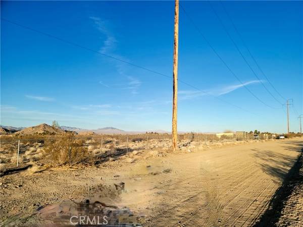 9705 Buena Vista, Lucerne Valley, CA 92356