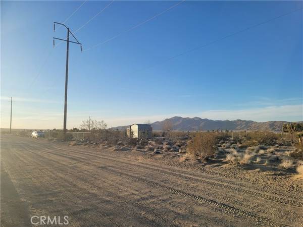 Lucerne Valley, CA 92356,9705 Buena Vista