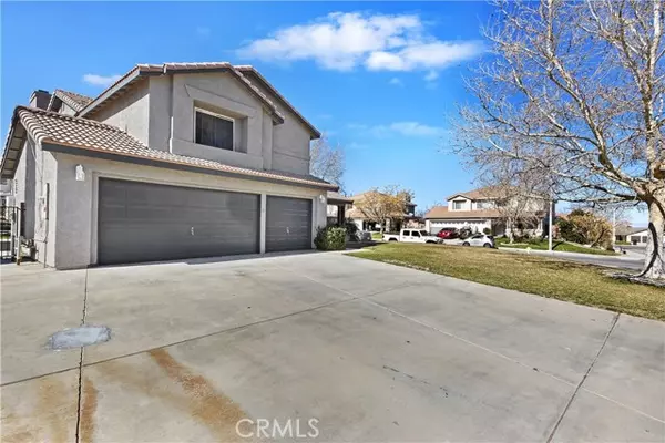 Lancaster, CA 93536,42119 Desert Hill Drive