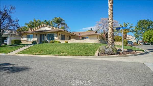 23570 Little Creek Drive, Canyon Lake, CA 92587