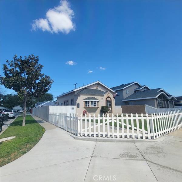 3529 W Flower Avenue, Fullerton, CA 92833