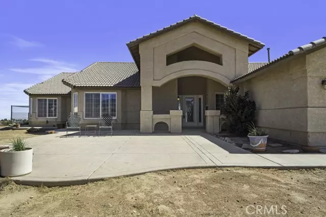 7050 Cygnet Road, Phelan, CA 92371