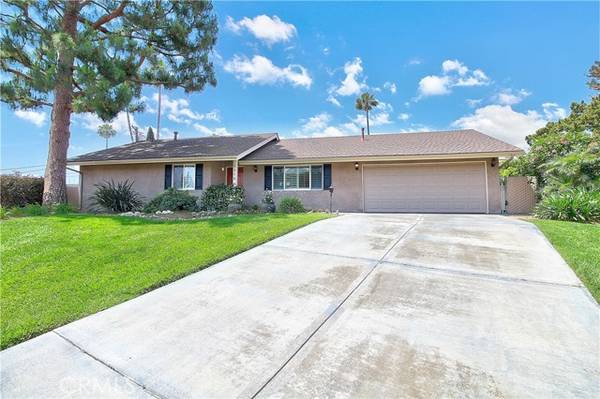 5211 Wonderland Drive, Jurupa Valley, CA 92509