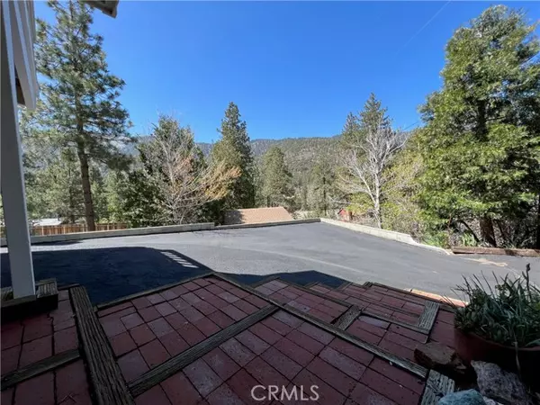 Wrightwood, CA 92397,1095 Yellowstone Drive