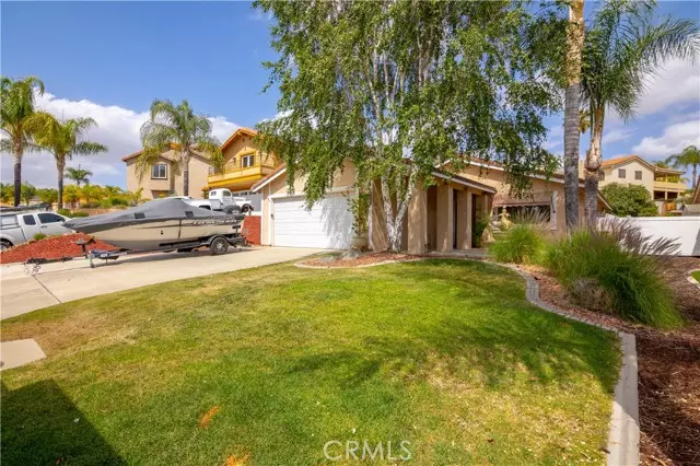 30290 Buck Tail Drive, Canyon Lake, CA 92587