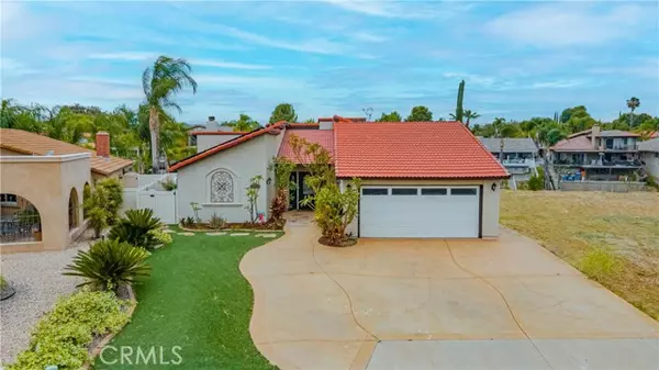 30341 Sea Horse Circle, Canyon Lake, CA 92587