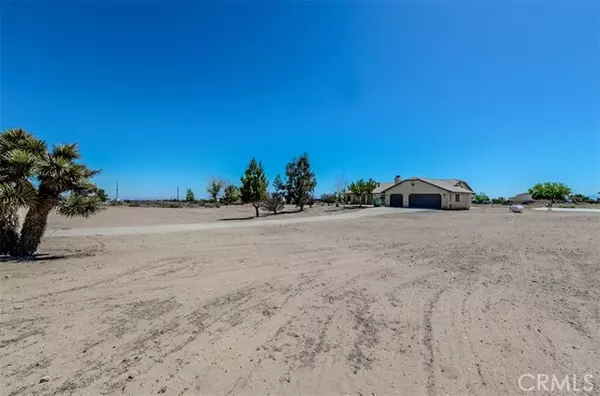 Phelan, CA 92371,9577 Nevada Road