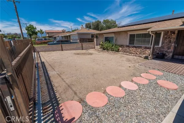 Rialto, CA 92376,951 S Cactus Avenue