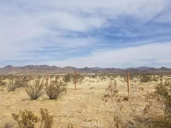 Lucerne Valley, CA 92356,0 Cummings