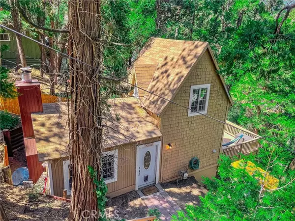 23624 Scenic Drive, Crestline, CA 92325