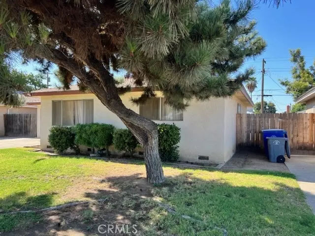 822 W Fairmont Avenue, Clovis, CA 93612