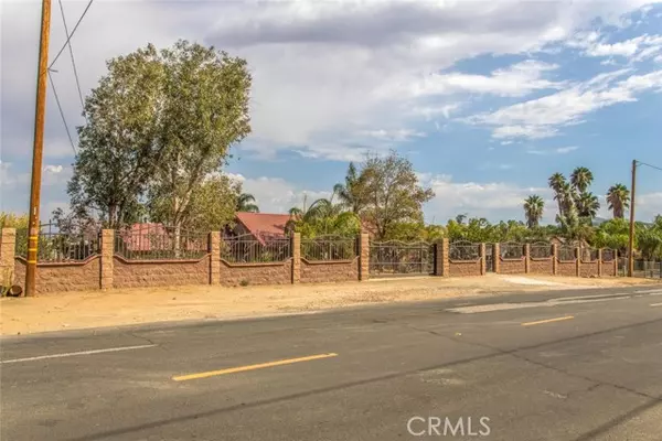 2303 Sunnysands Drive, Perris, CA 92570