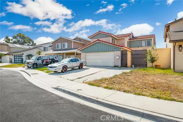 Carson, CA 90746,826 E Sandpoint Court