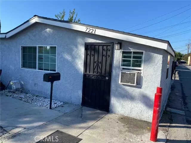 7221 Ira Avenue, Bell Gardens, CA 90201