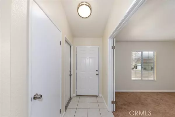 Adelanto, CA 92301,14613 Palmyra Court