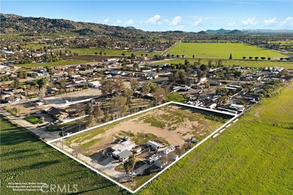 Nuevo, CA 92567,28240 Green Valley Road