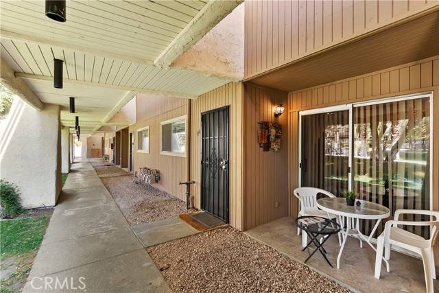 420 N Villa Court #106, Palm Springs, CA 92262