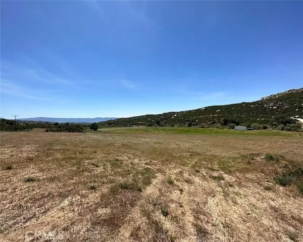 Aguanga, CA 92536,38011 Reed Valley