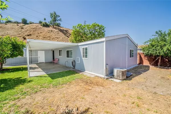 Colton, CA 92324,700 E Washington Street #87