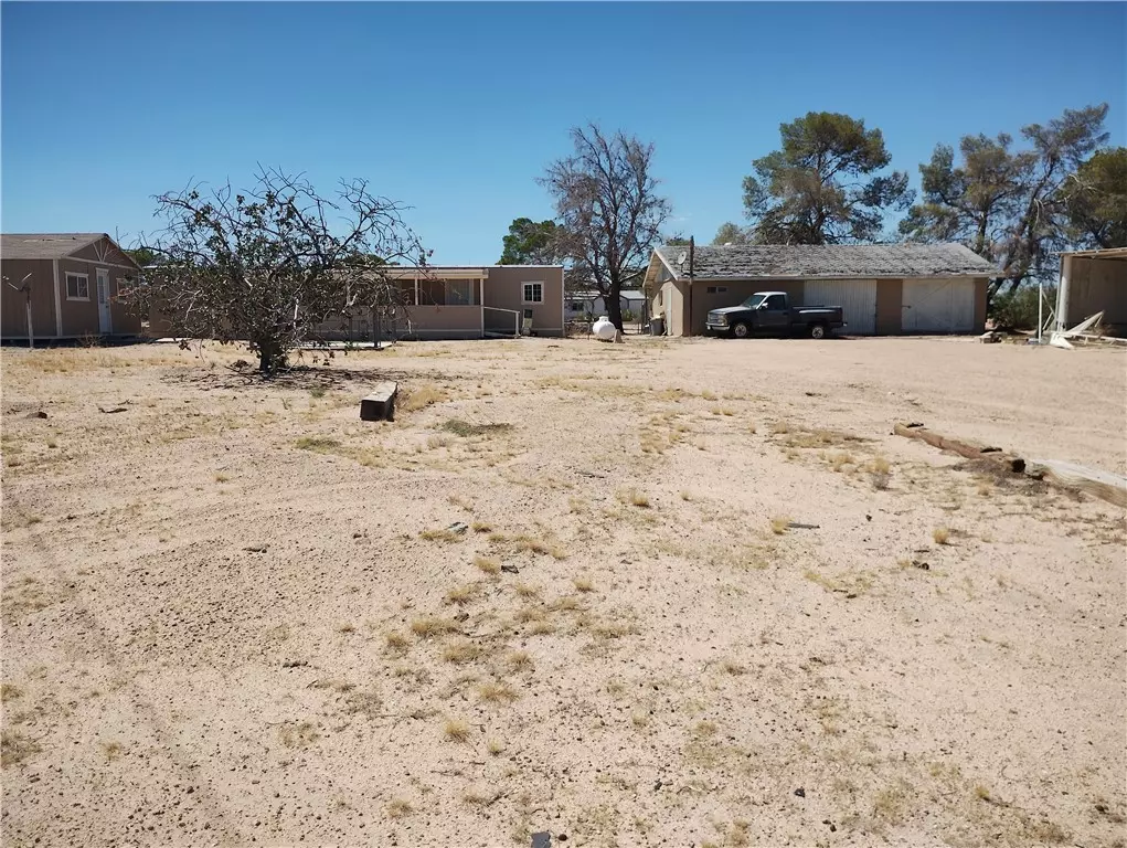 Newberry Springs, CA 92365,32826 Lakeview Avenue