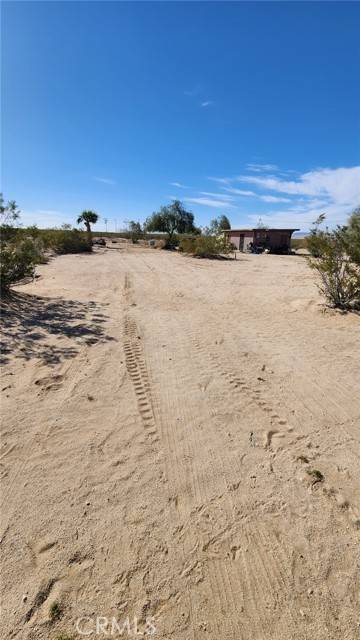 67826 Daisy, 29 Palms, CA 92277