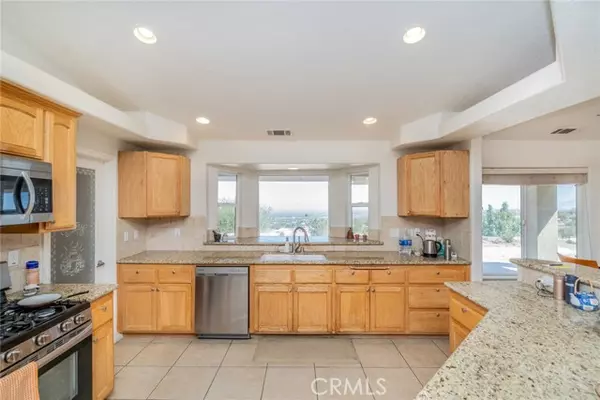 Pinon Hills, CA 92372,979 Sunnyslope Road