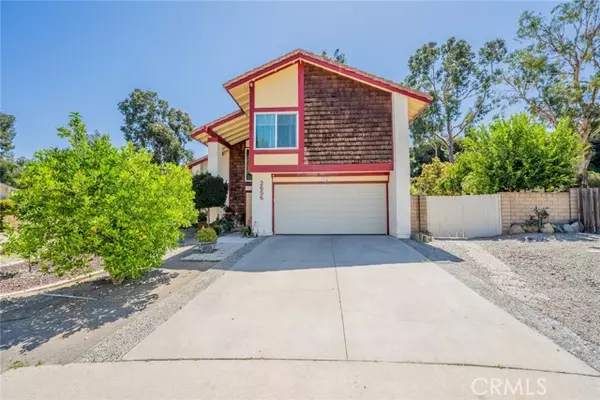 2656 Hawk Circle, Corona, CA 92882