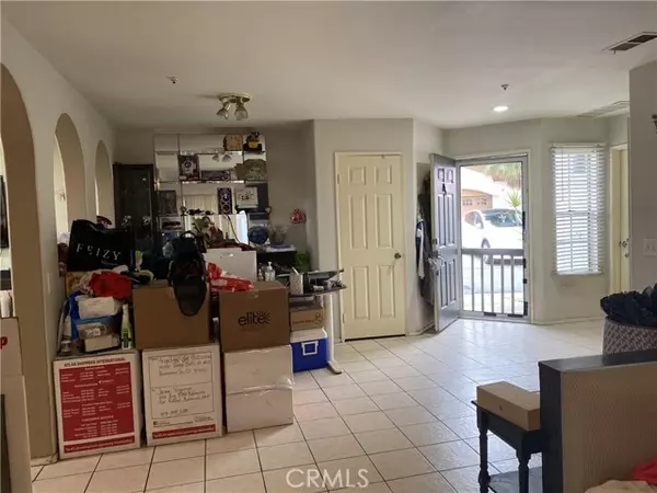 Panorama City, CA 91402,14300 Terra Bella Street #12